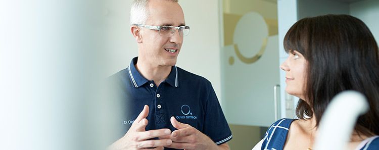 Saubere Zähne: PZR / Zahnreinigung in Feldkirchen